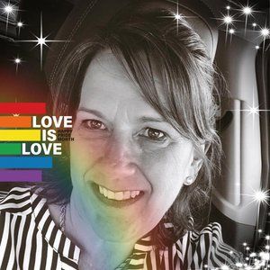 Meet your Posher, Cathy